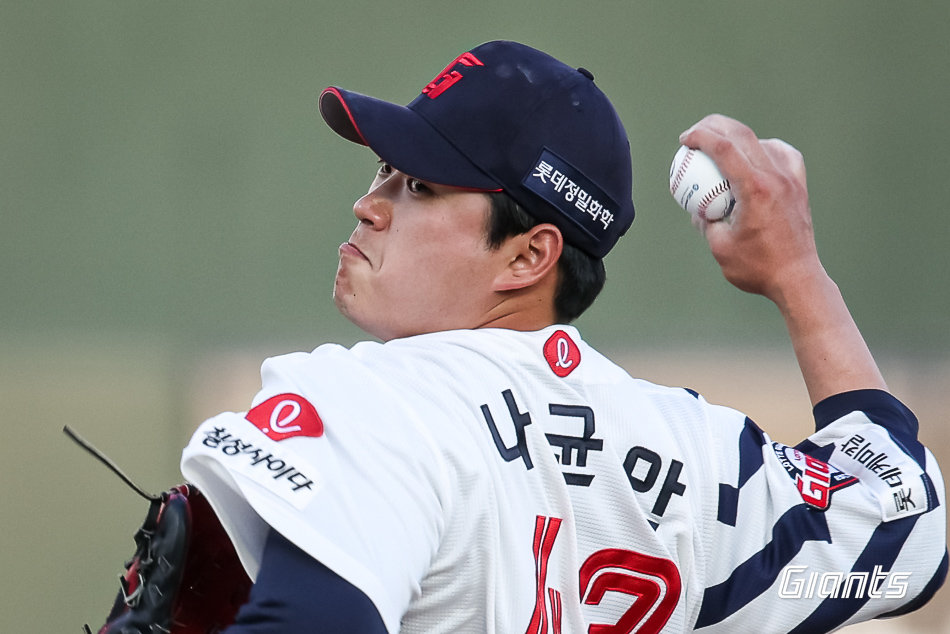 나균안에게 재충전 시간 주는 김태형 롯데 감독 “복귀하면 김진욱 휴식, 빈자리에는 이민석”