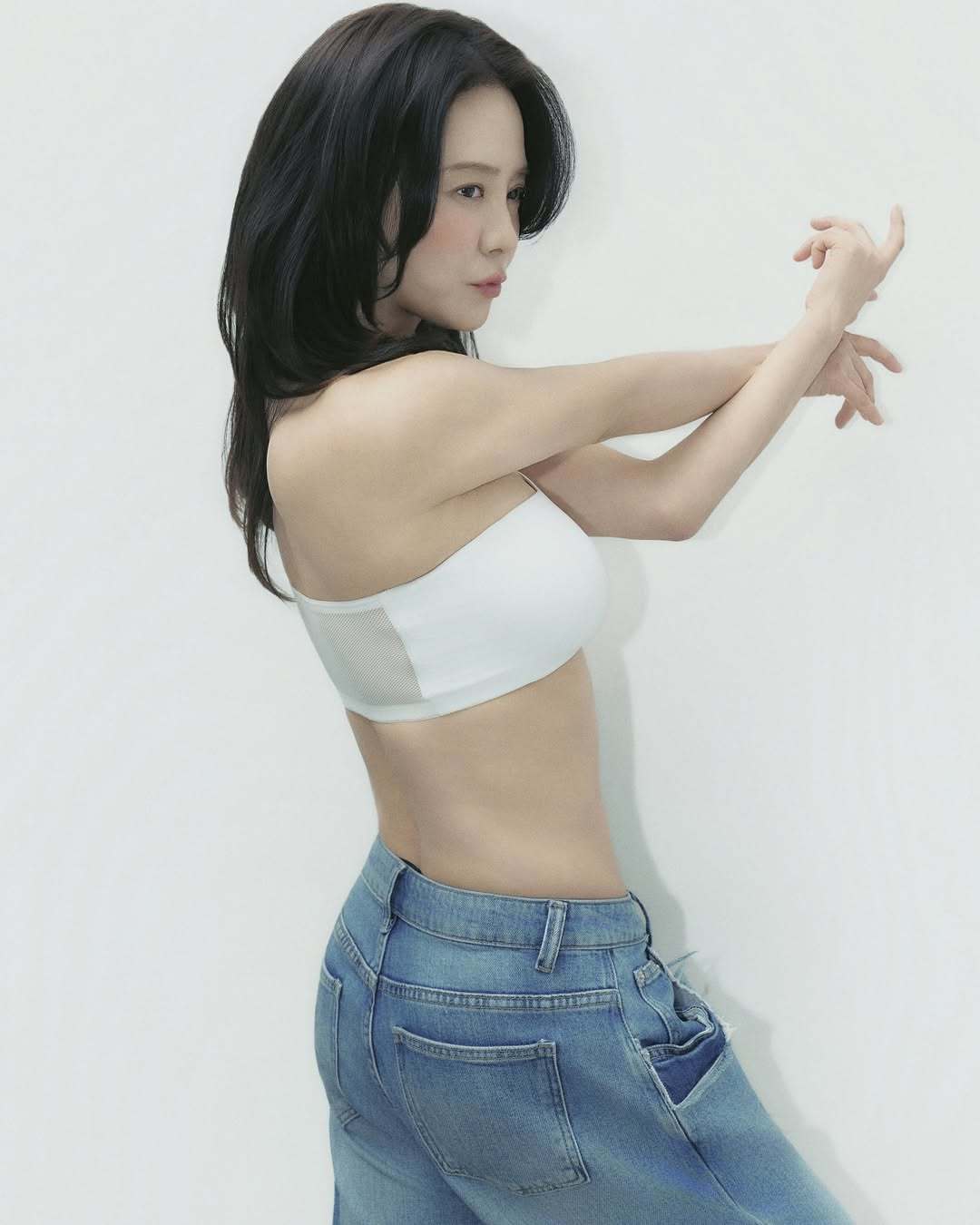송지효 언더웨어 브랜드 SNS 캡처