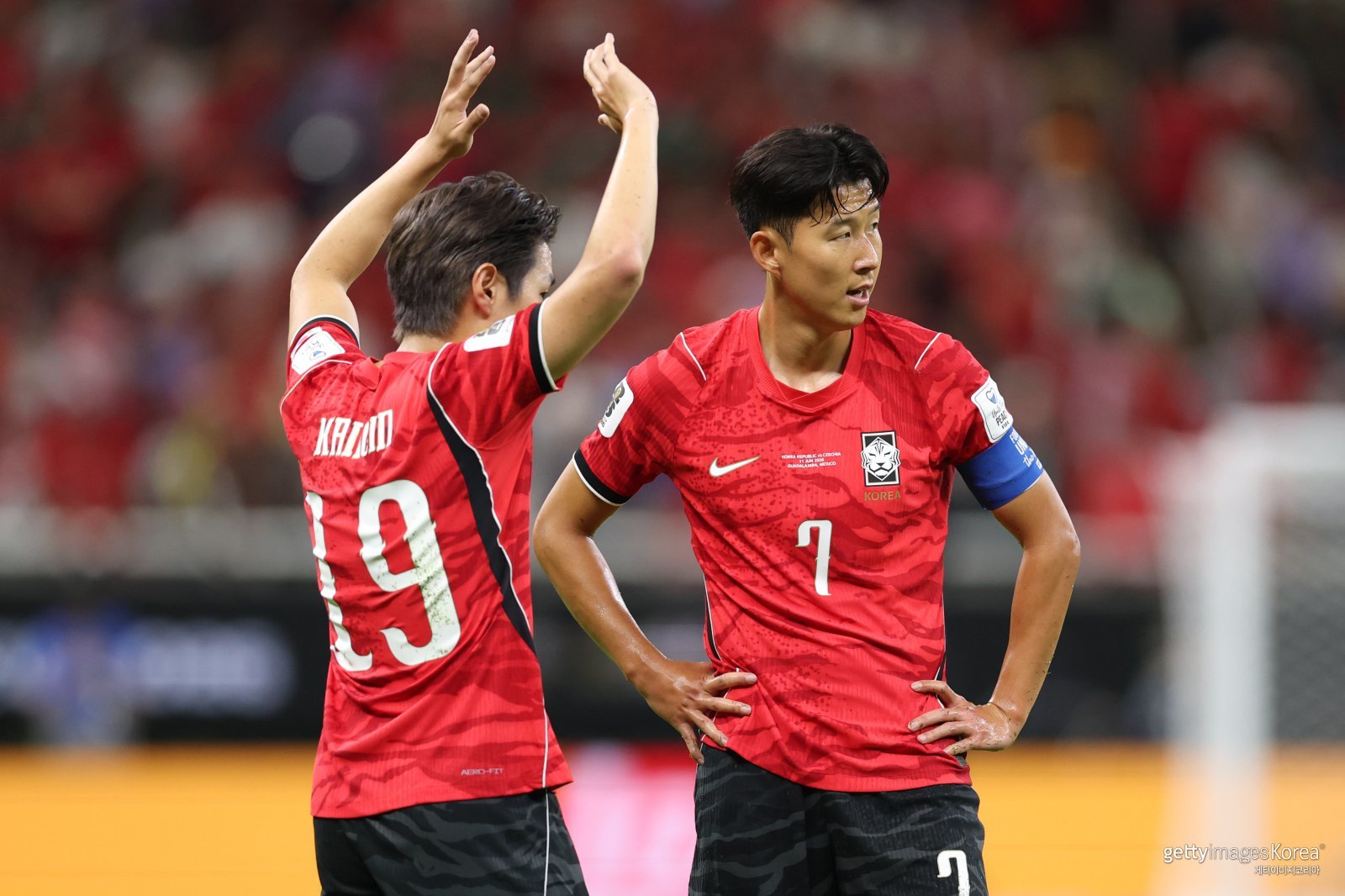 ‘공격은 주도했는데’ 한국, 체코와 골 없이 전반 0-0 마무리 [월드컵]