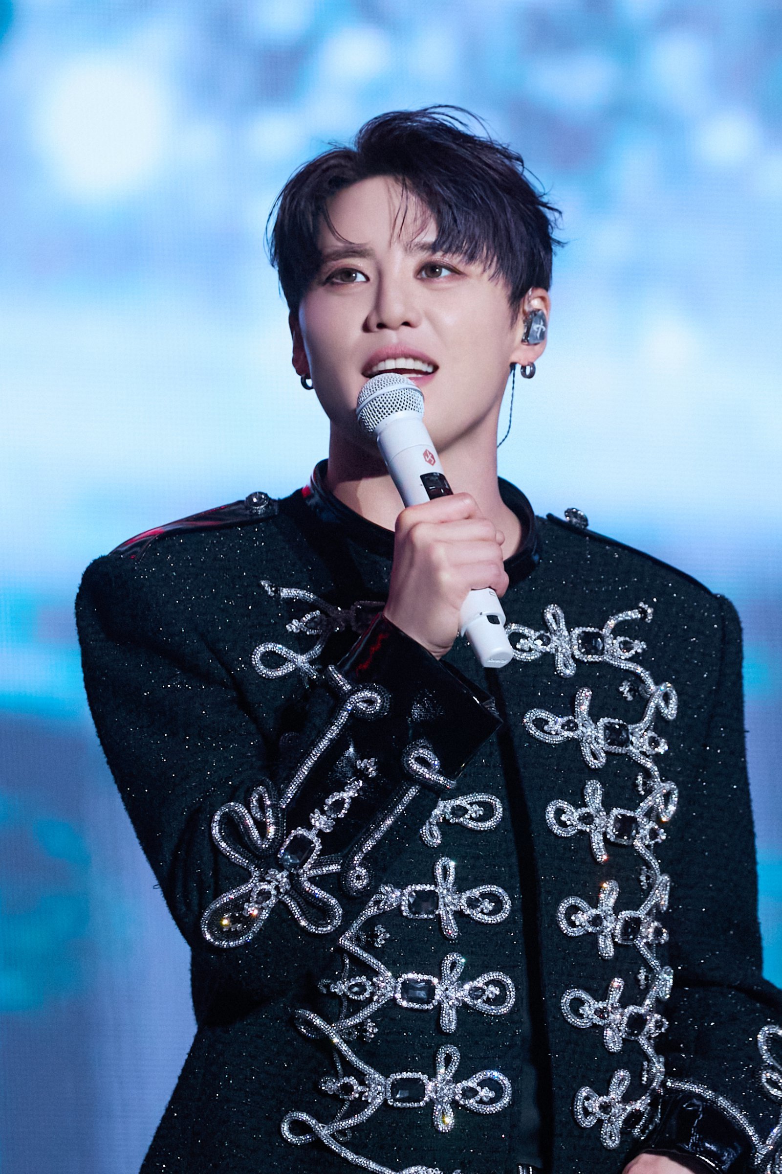 김준수 “정규 5집, 부담 컸지만 초동 커리어하이…사랑해주셔서 감사”