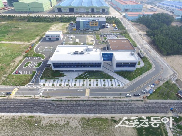 포항시가 산업통상자원부 주관 ‘2026년 제조 특화 온디바이스(On-Device) AI 실증기반 구축사업’ 공모에 최종 선정됐다. 사진제공 ㅣ 포항시