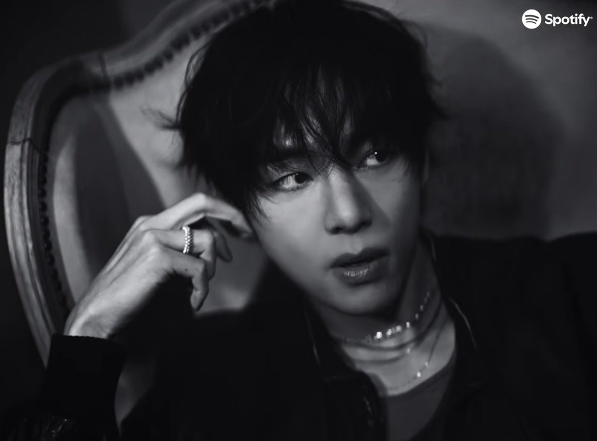 방탄소년단, ‘Merry Go Round’ MV 공개