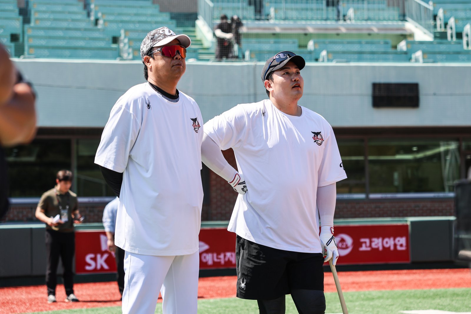 울산 최지만(오른쪽)이 27일 롯데와 퓨처스(2군)리그서 KBO리그 데뷔전을 치를 전망이다. 사진제공|울산 웨일즈