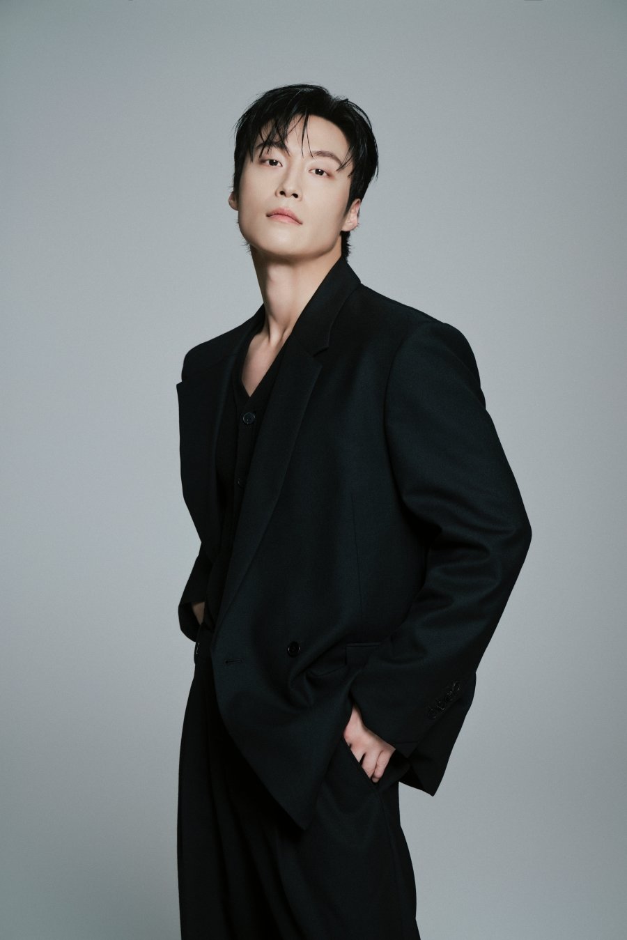 배우 허남준이 SBS 드라마 ‘멋진 신세계’의 종영을 기념해 언론과의 인터뷰를 진행했다. 이번 작품을 통해 대세 반열에 오른 허남준은 상반기 최고의 주가를 올린 박지훈과 변우석을 제치고 배우 브랜드 평판 1위를 차지했다. 사진제공 | 에이치솔리드
