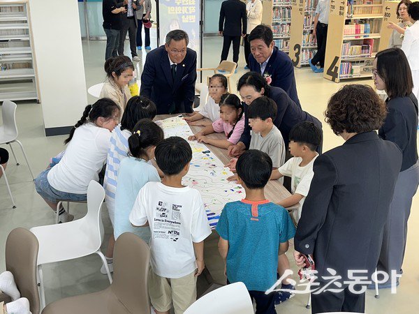곡성군 옥과도서관이 전 세대를 위한 복합문화공간으로 새롭게 문을 열었다. 사진제공=곡성군