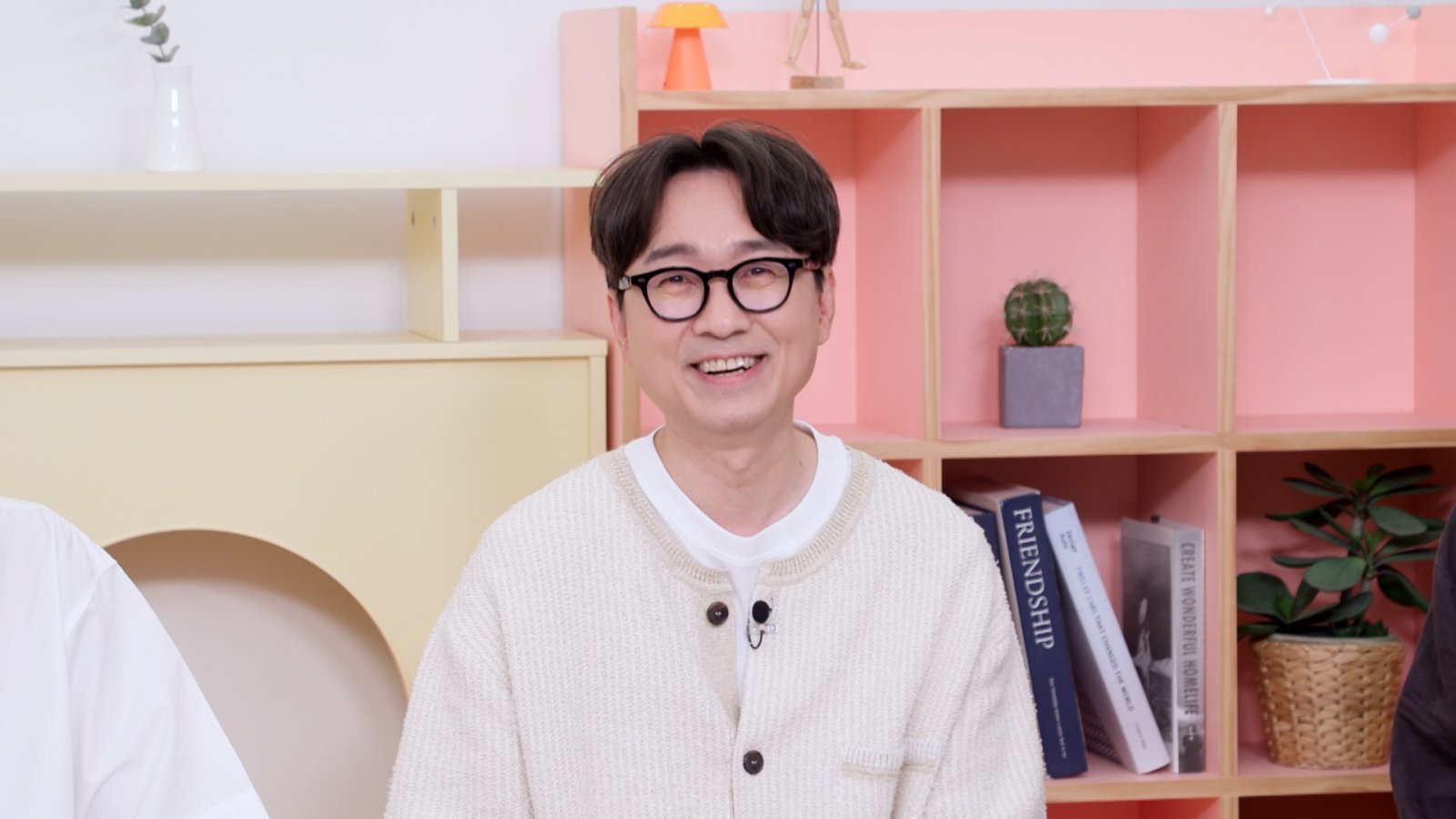 장항준 이젠 ♥김은희에 카드 준다…“수입 넘어선 지 꽤 됐다” (옥문아)
