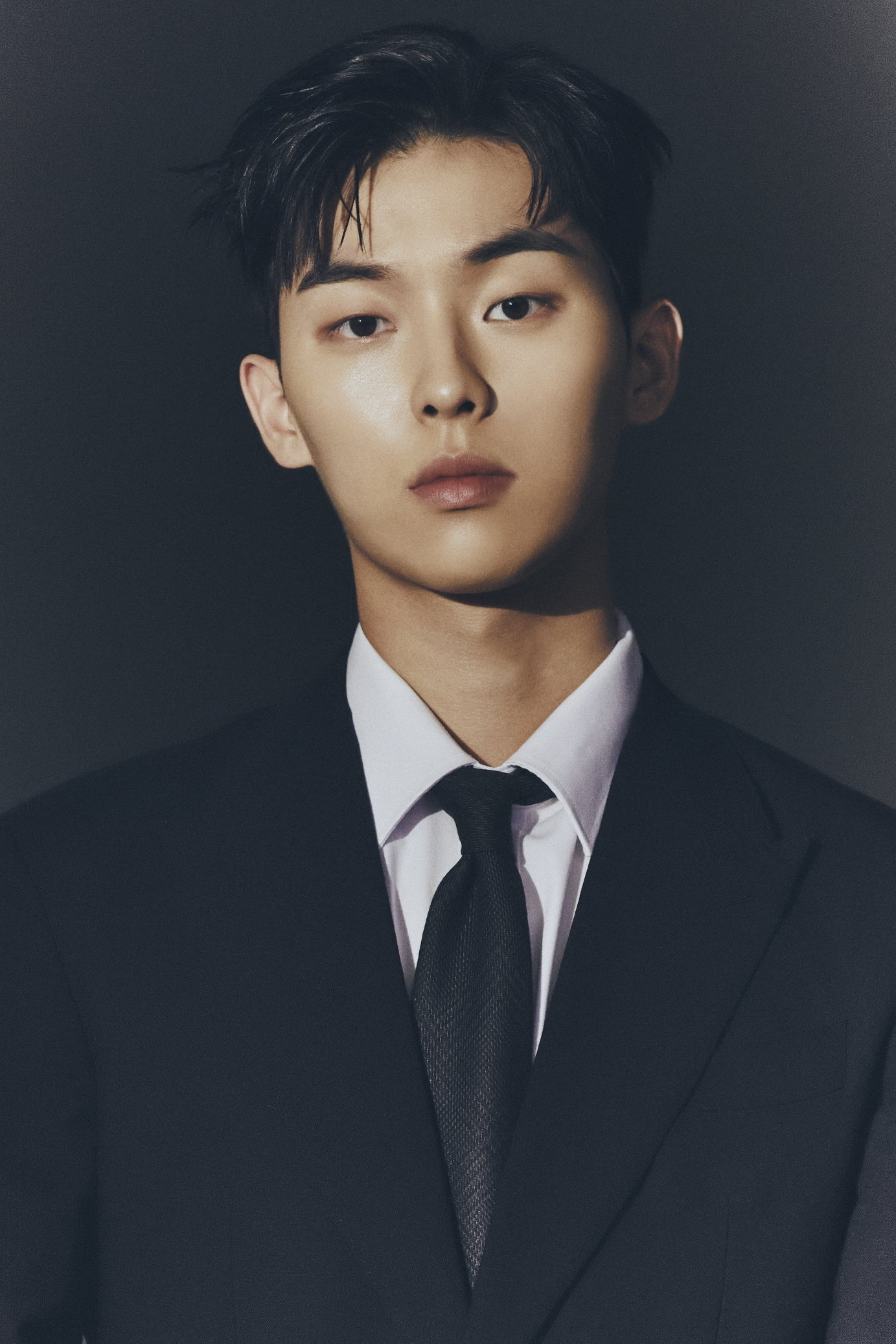 최현욱, 오늘(26일) 공개 ‘맨 끝줄 소년’서 대선배 최민식과 팽팽한 심리전