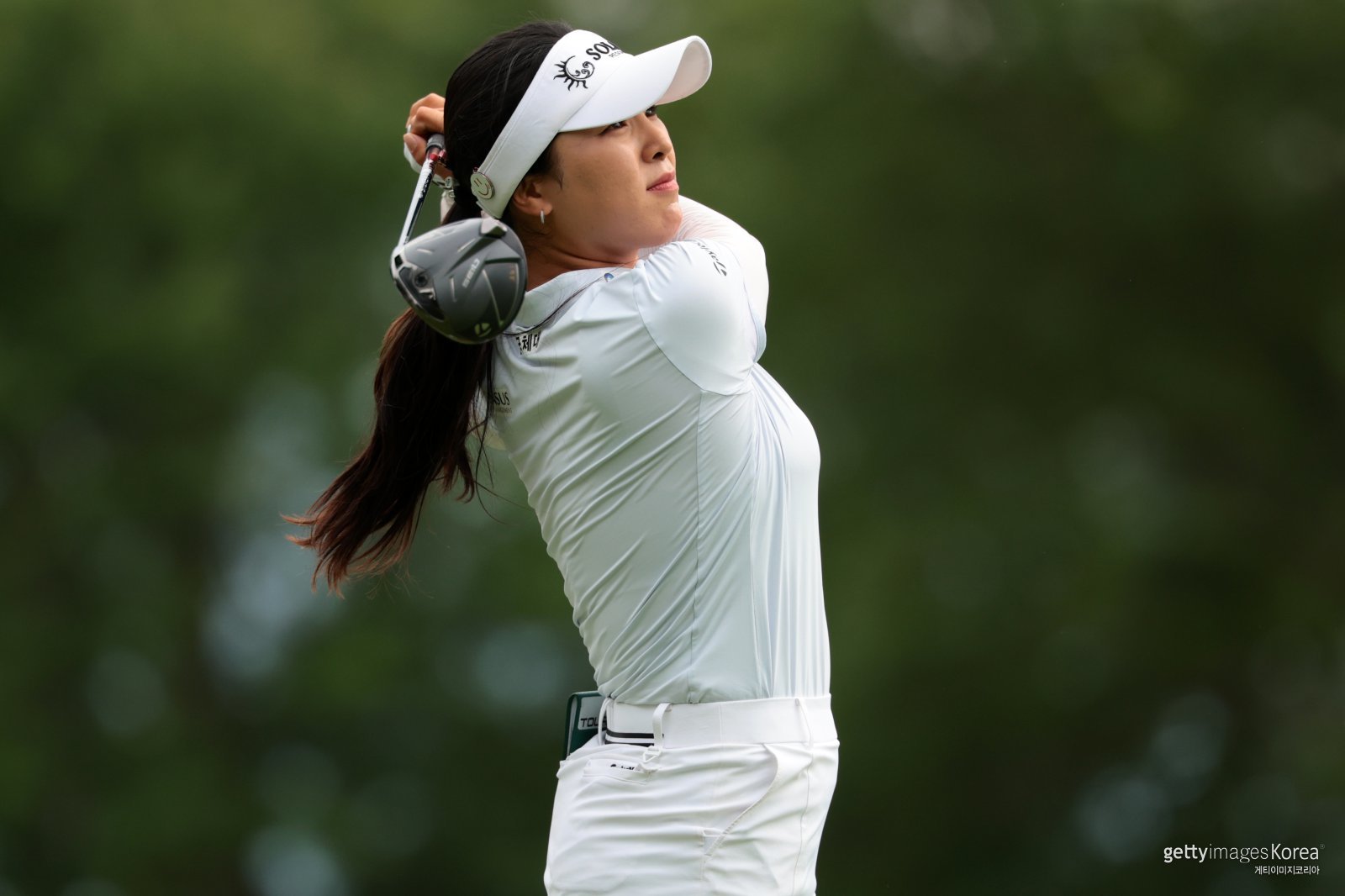 윤이나, ‘메이저’ 위민스 PGA 챔피언십 이틀 연속 선두 ‘2위와 5타 차’