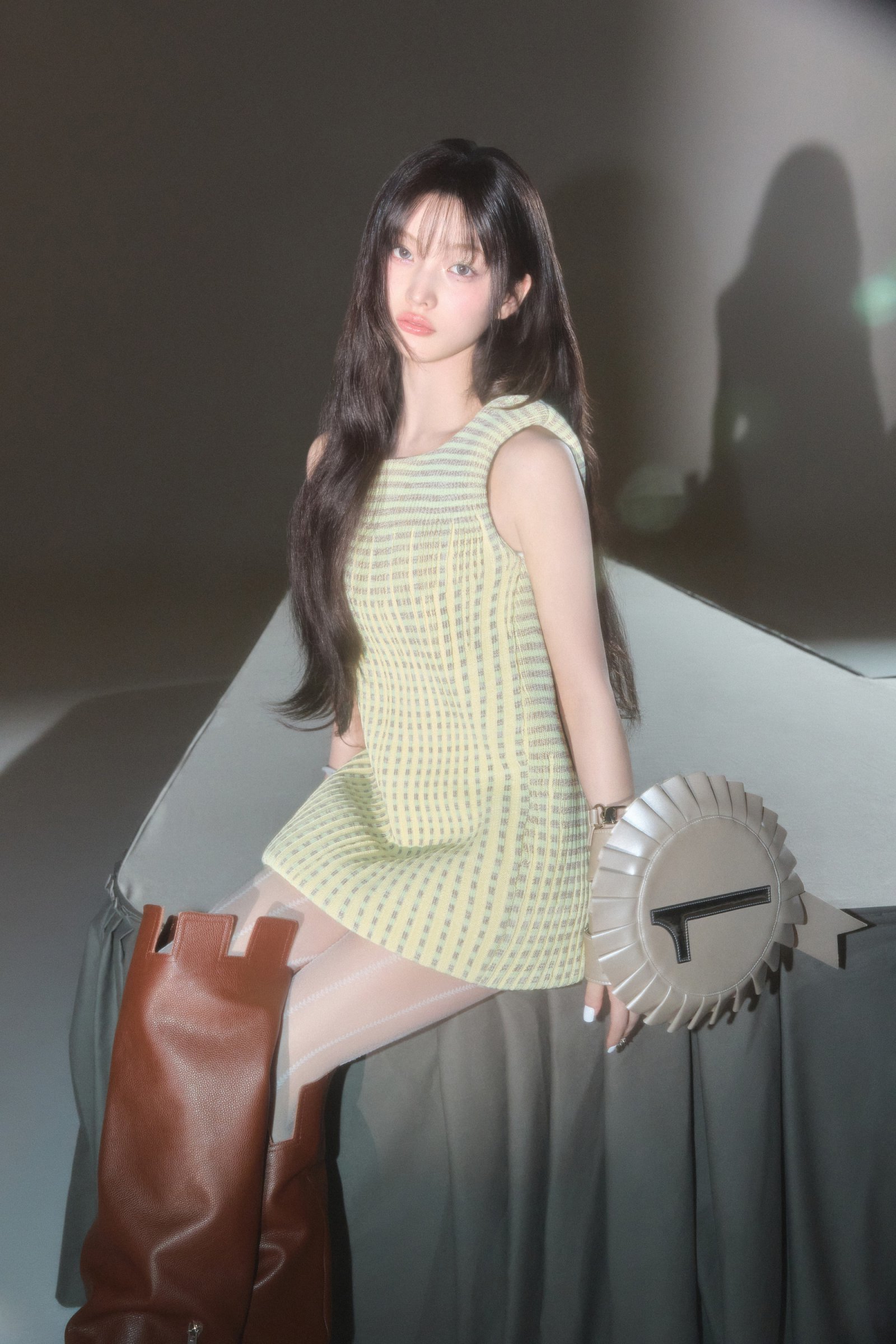 아일릿 윤아, 모카, 민주, 원희, 이로하(위에서부터). 사진제공 | 빌리프랩