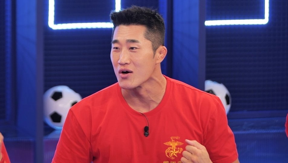 김동현, 군대 이야기에 울분 “해병대 재입대하고파” (티키타카쇼)