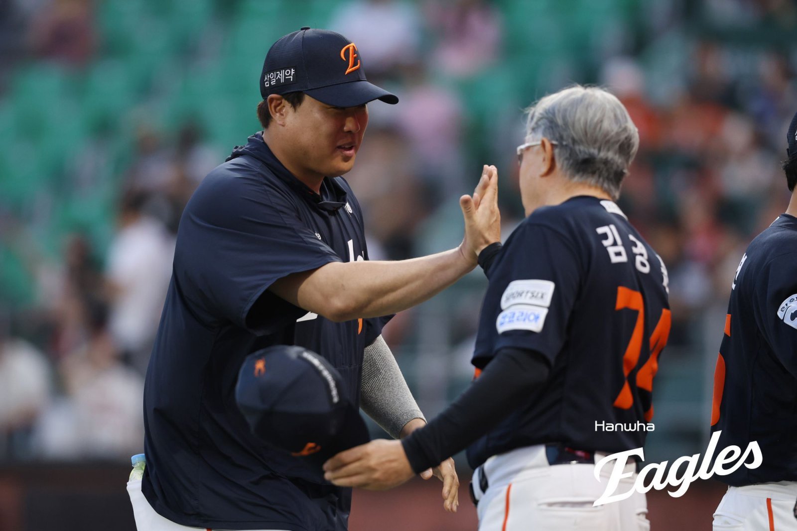 “로테이션을 바꿨다” 한화, 4일 선발투수로 에르난데스 예고…류현진은 5일 등판