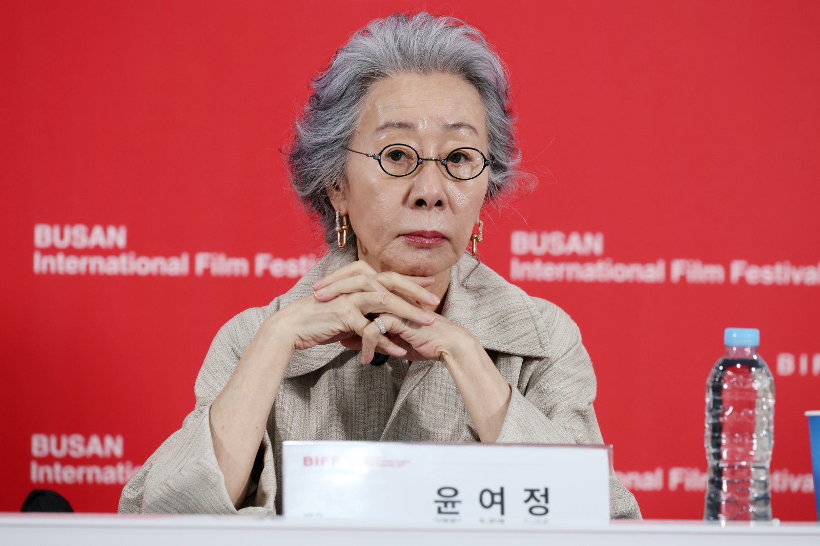 윤여정, 美에미상 후보 지명…오스카 이어 TV 최고 권위 시상식도 정조준