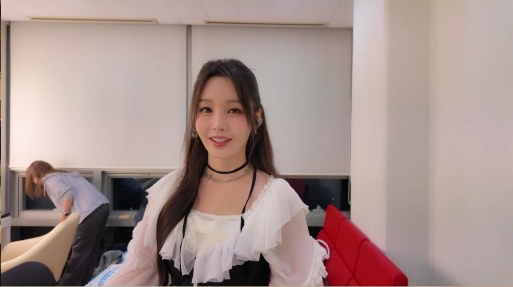 남규리, 15년 만에 음방 복귀…“아이돌 정말 리스펙트”