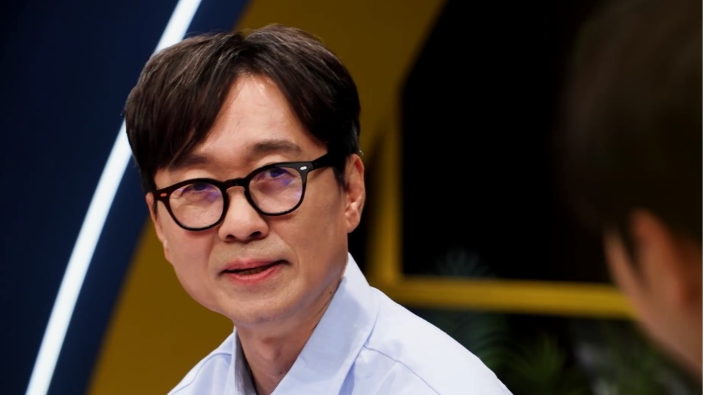 장항준, 1700만 감독 환호에 당황…“거대한 조롱 같다”