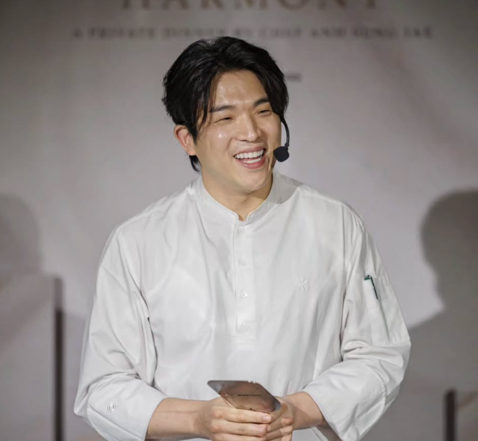 안성재, ‘와인 논란’ 뒤 몰라보게 야윈 얼굴…“살 너무 빠졌네”