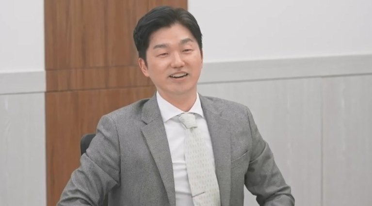 “학교 뒤로 나왔냐?” 진실공방 아내, 박민철 변호사에 직격 (이혼숙려캠프)
