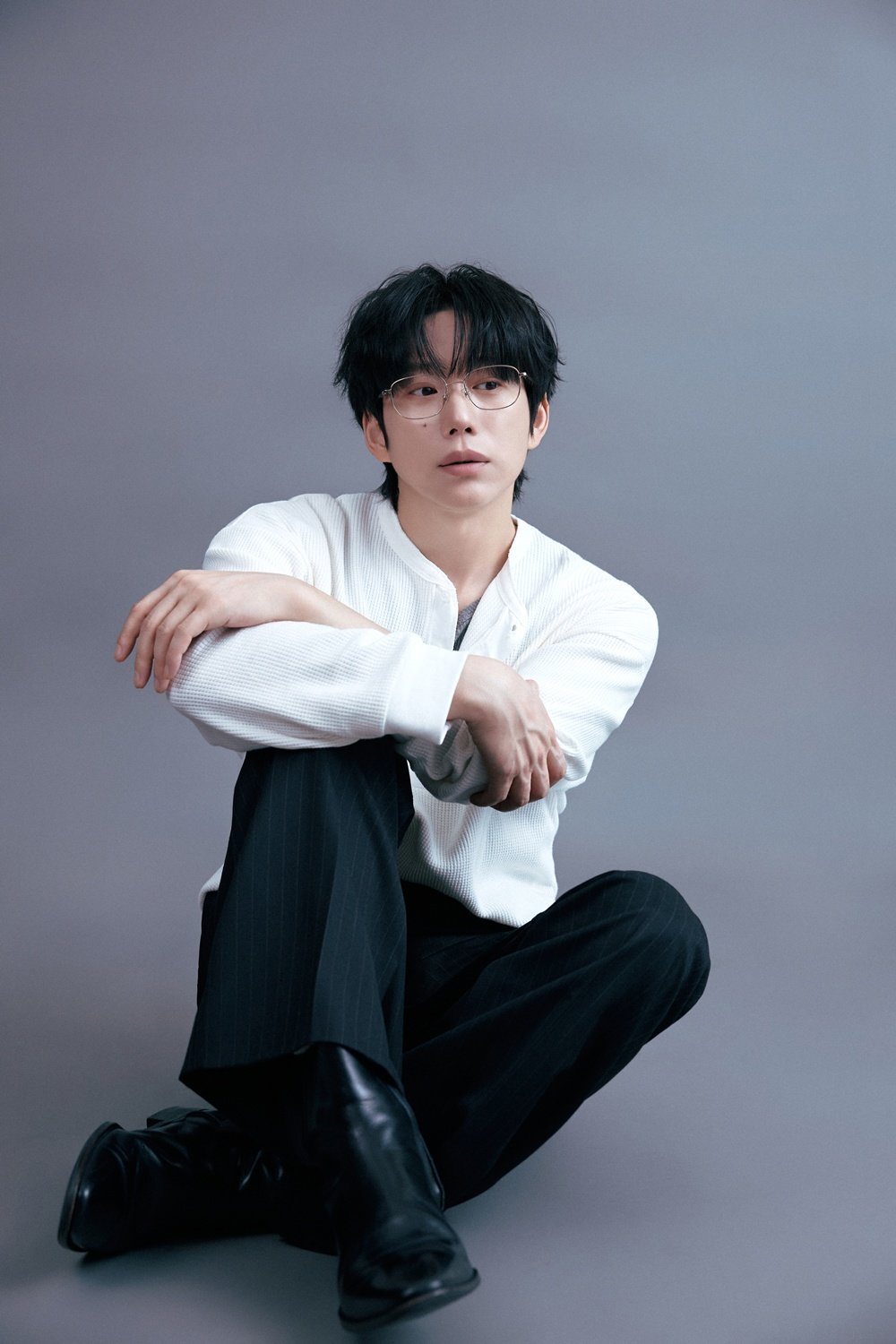 10CM, 이토 준지 기묘한 세계관 노래한다