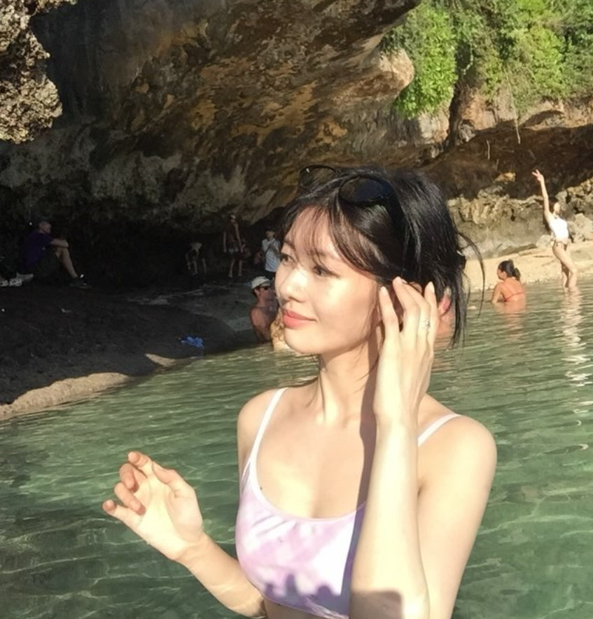 정소민, 발리서 비키니 자태 공개…청순미 반전 [DA★]