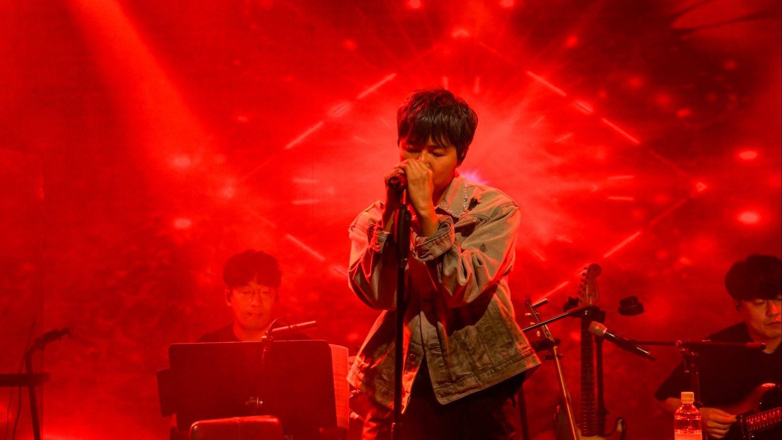 정동하, 라디오 DJ로 변신…팬 콘서트 ‘Chapter.2026 Ⅱ’ 성료