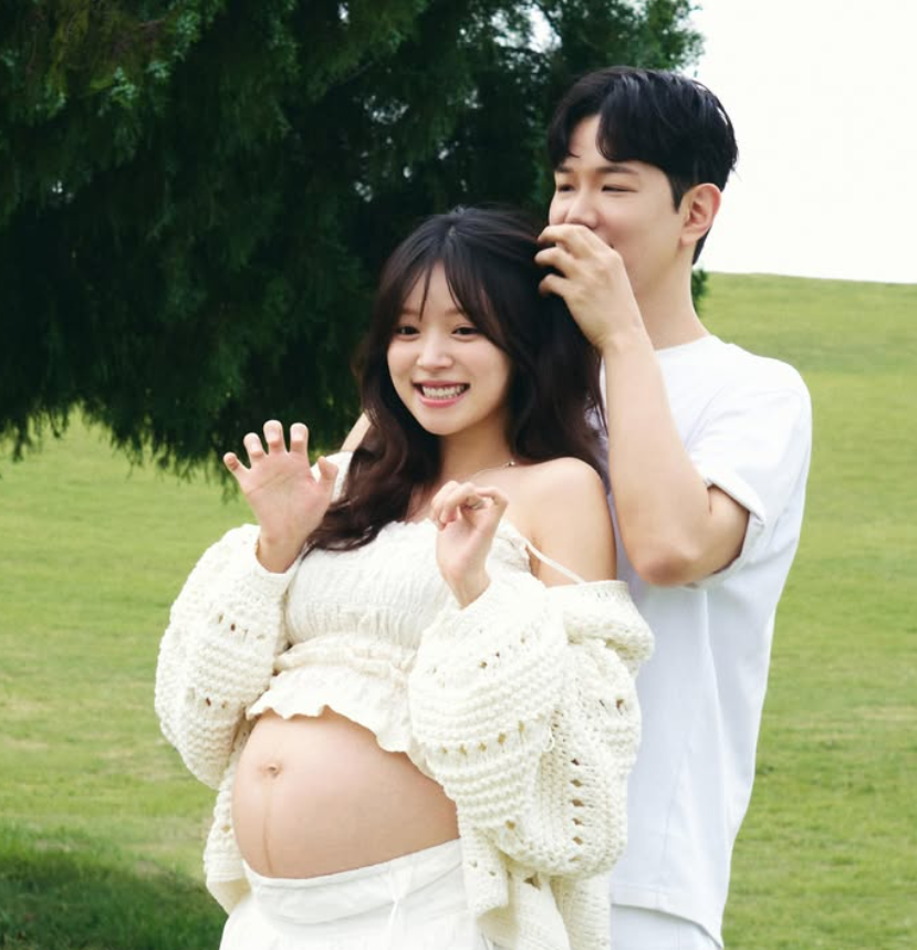 ‘득녀’ 김지영, 생후 8일 딸 벌써 다리 꼬기…“요염해 울 아가”