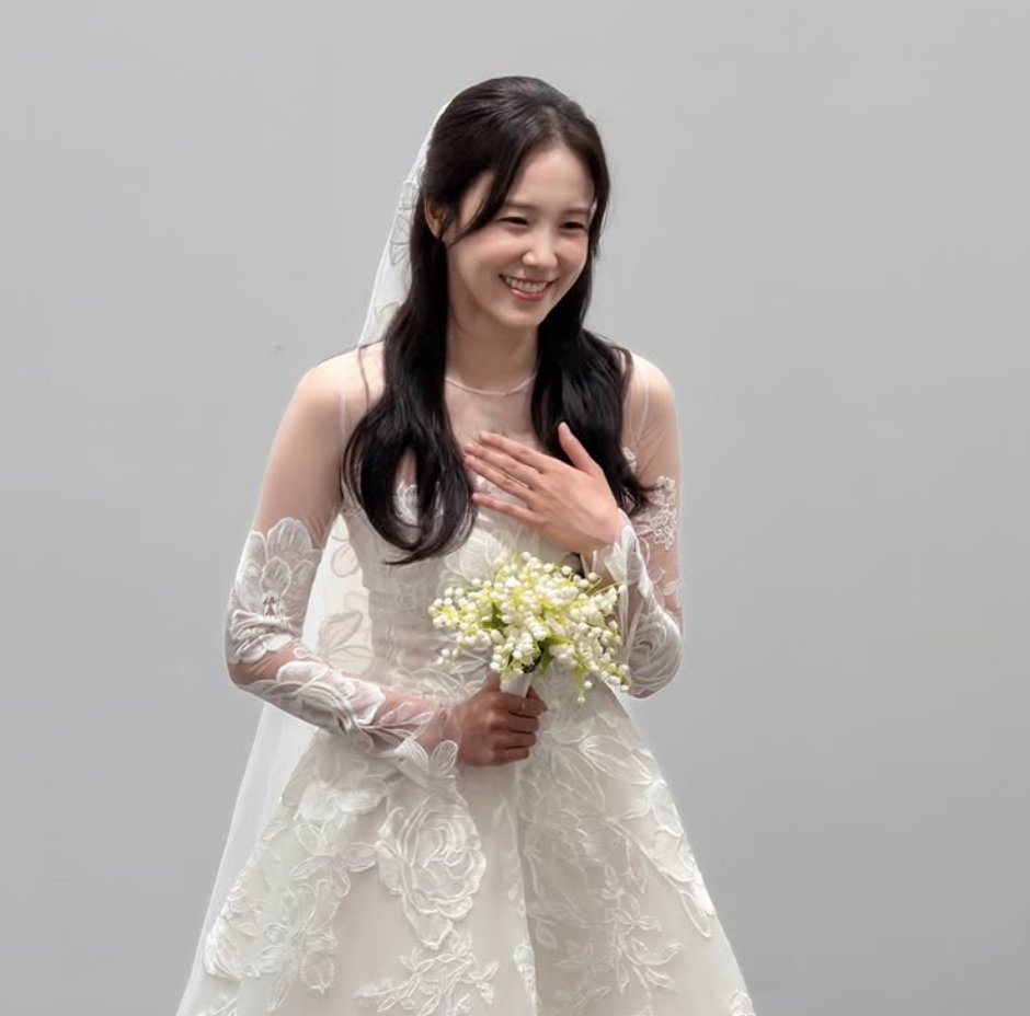 장예원, 순백의 웨딩드레스 자태…서장훈 동행 ‘깜짝’