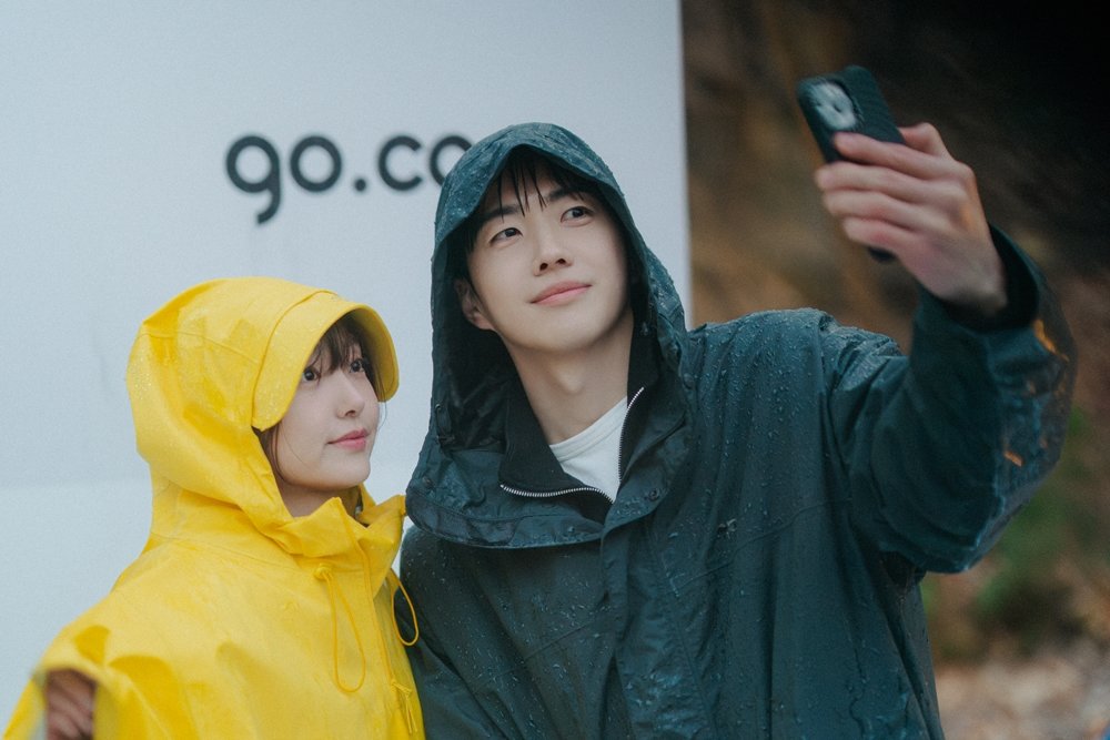 “촬영도 없는데 와서…” 강훈♥김혜준♥차우민 케미 미쳤다 (최애의 사원)