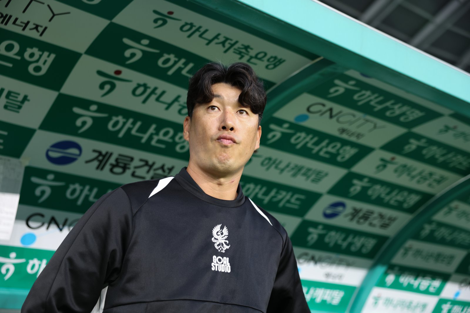 이정규 광주 감독이 2일 대전월드컵경기장에서 열린 대전하나와 K리그1 원정경기를 지켜보고 있다. 사진제공|한국프로축구연맹