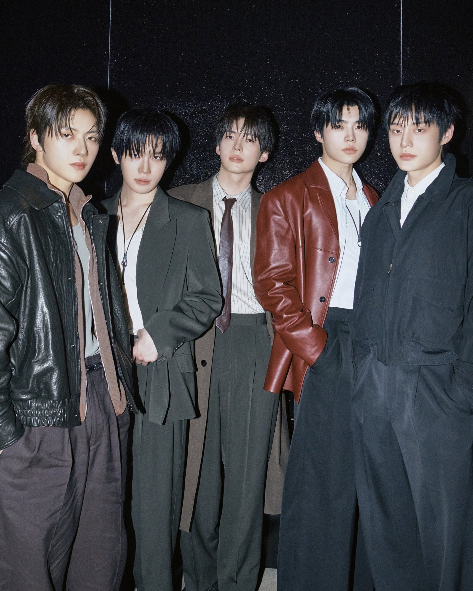 ‘따로 또 같이’ 제로베이스원, 5세대 톱티어 입증한 커리어 ‘상승’(Ascend-)