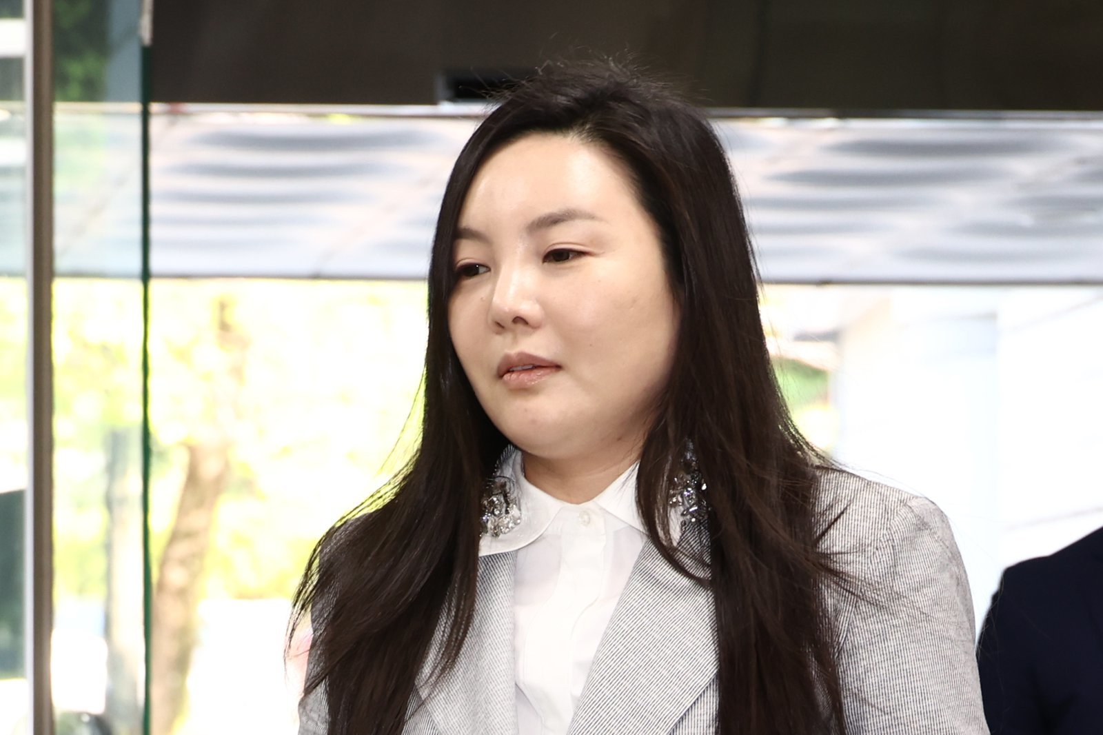 ‘300억대 사기 혐의’ 원헌드레드 차가원 대표 결국 구속…“증거인멸 염려”