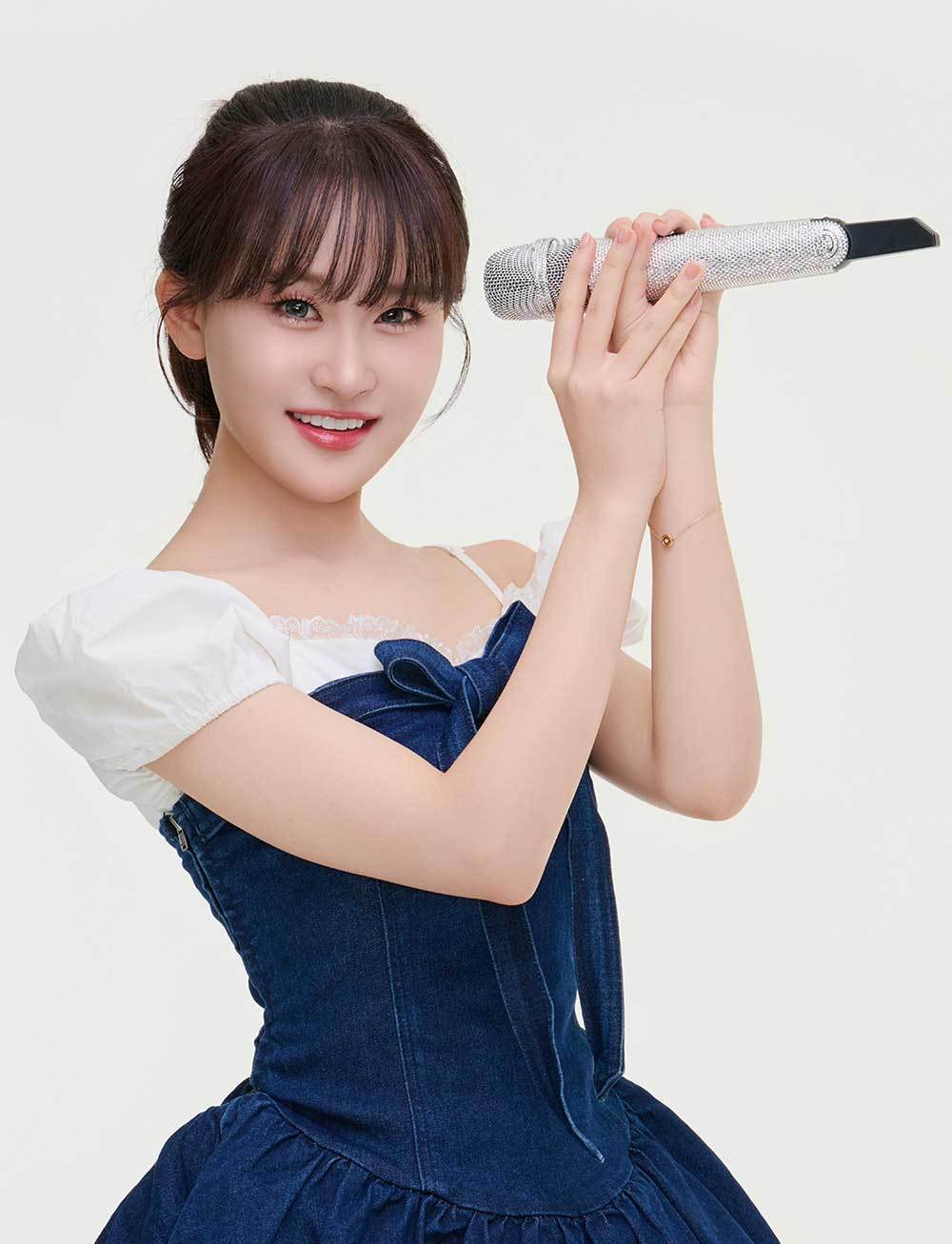 김다현, 정규 4집 ‘이모티콘’ 14일 발매 “싱어송라이터 변신”