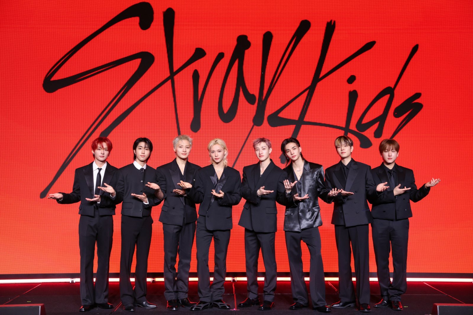 스트레이 키즈 “안전한 선택지보단 도전, 빌보드 9연속? 진심 다할 뿐”