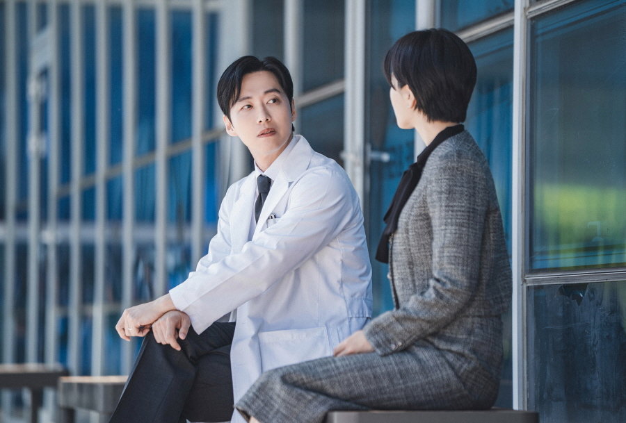 남궁민·이설 갈등 아직도? 의미심장 투샷 (결혼의 완성)