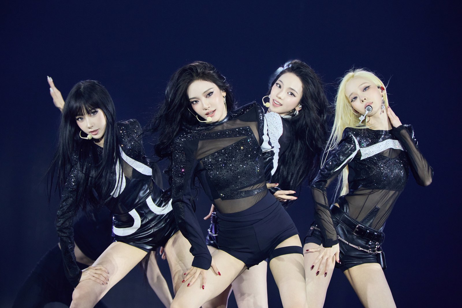 에스파, ‘낯설고 아름다운’ 컴플렉시티…세계관 교육 완료 [종합]