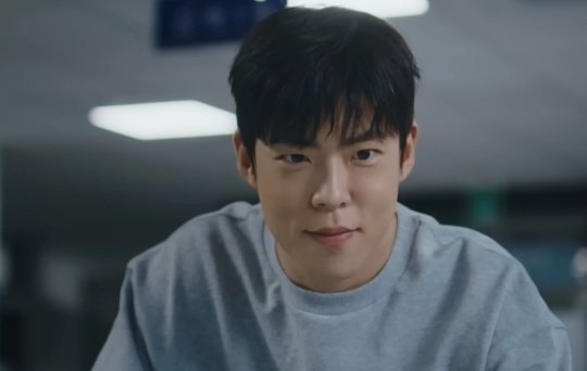최우성, 열혈 막내 형사 완벽 빙의…이상이와 찰떡 수사 콤비 (유부녀 킬러)