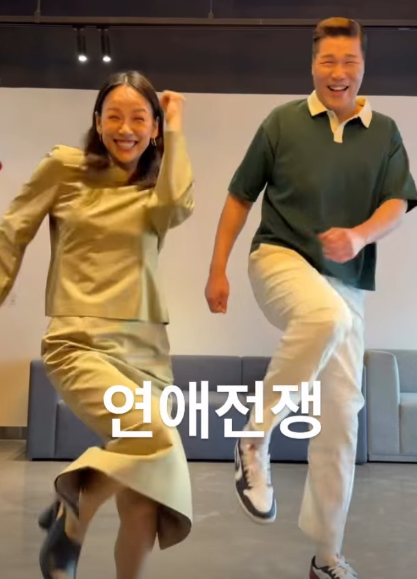 이효리, 205cm 서장훈과 나란히 댄스…41cm 차이에도 ‘찰떡’ [SD셀픽]
