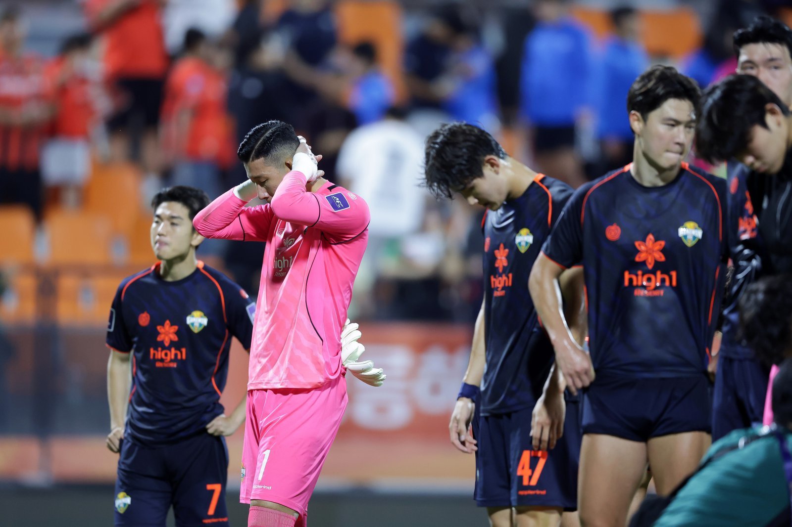 AFC, 강원-감바 오사카전 심판의 운영 문제 인지…14일 윤리 및 징계위원회 개최 예고 공문 전달