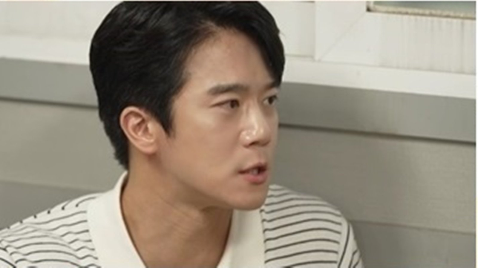 ‘44세’ 하석진 “노안 왔다…소화도 잘 안돼” 셀프 폭로 (전현무계획4)