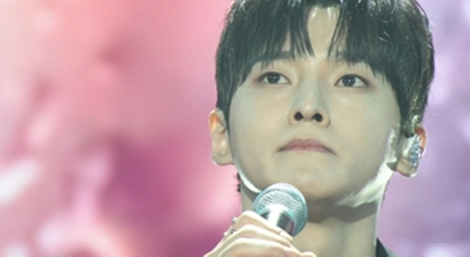 성리, 턱시도 입고 ‘무명전설’ 우승 특전 무대…“다 가졌네” (전설의 사내)