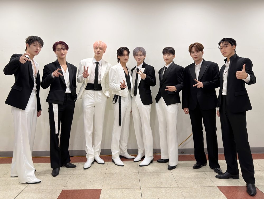멈출 줄 모르는 에이티즈 ‘배드’ 신드롬