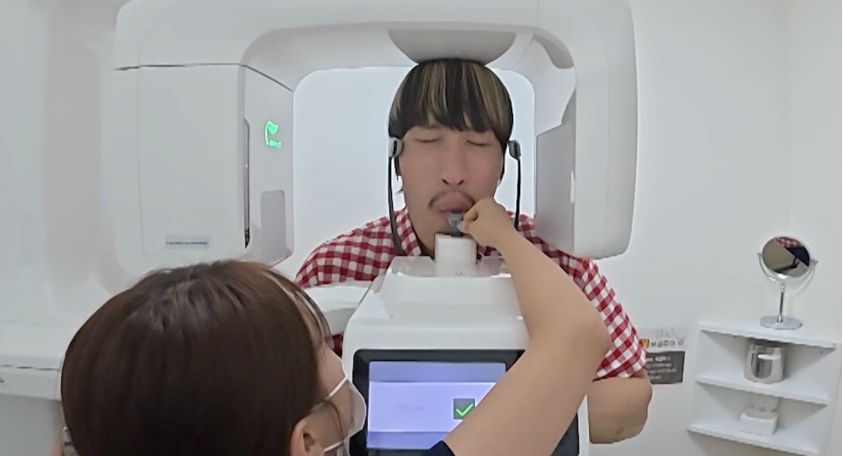 최홍만, 십수 년 만에 치과 갔다…217cm라 엑스레이도 못 찍을 뻔