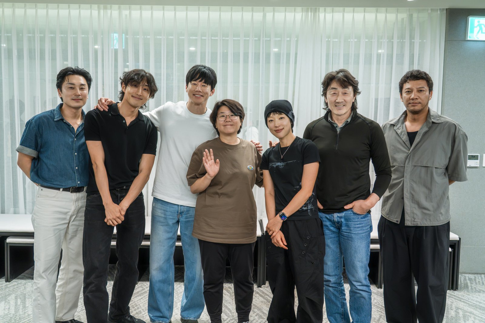 이정은·김무열·허준호·최성은, 넷플릭스 ‘할매’로 뭉쳤다