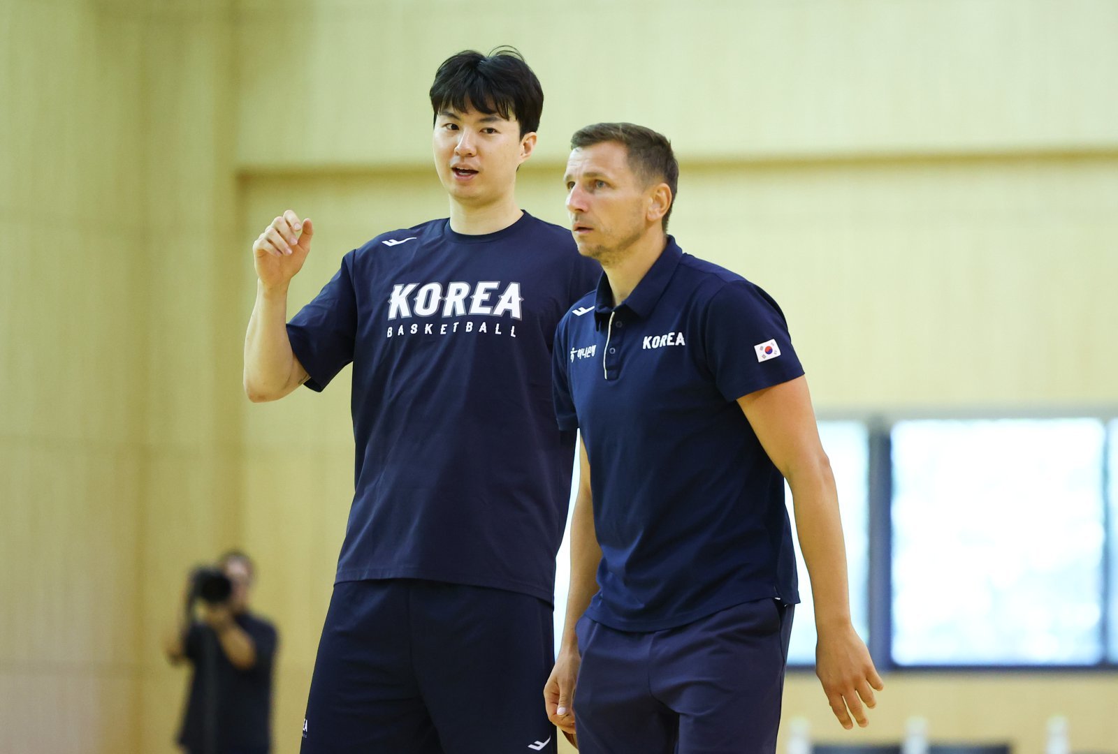 NBA 테스트 마치고 대표팀으로 돌아온 이현중, 위기의 마줄스호를 구할까…28일 월드컵 예선 레바논전 출격