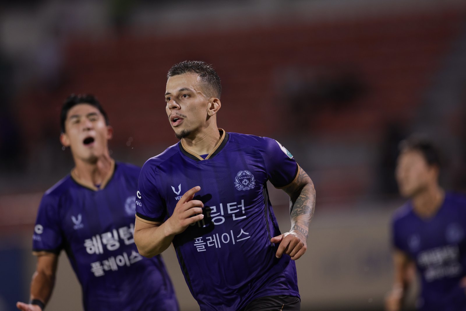 [SD 안양 라이브] 안양이 위기에 놓이면 마테우스가 번뜩인다…팀 4연패 탈출 이끈 브라질 특급의 ‘황금 멀티골’