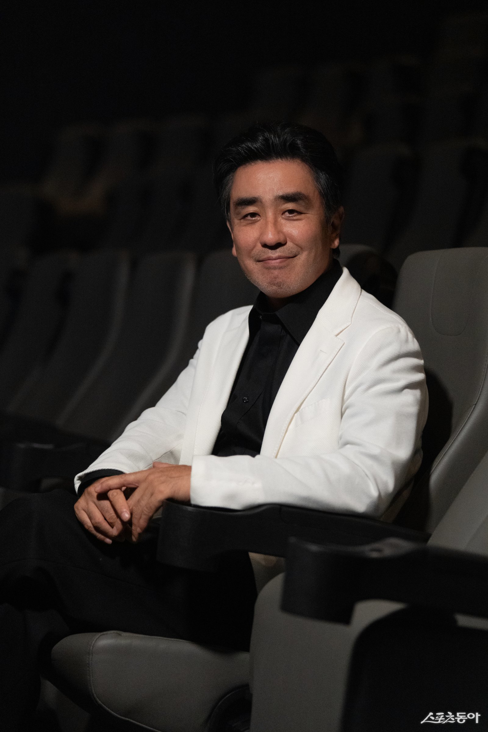 류승룡 “‘비데 듀오’ 유해진과 나란히 대상, 기쁘고 감격”[인터뷰]