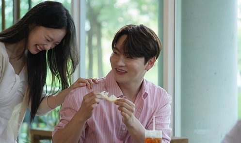 박서진, 이상형 황혜선과 손깍지 포착…32년 만의 첫 소개팅 (살림남)