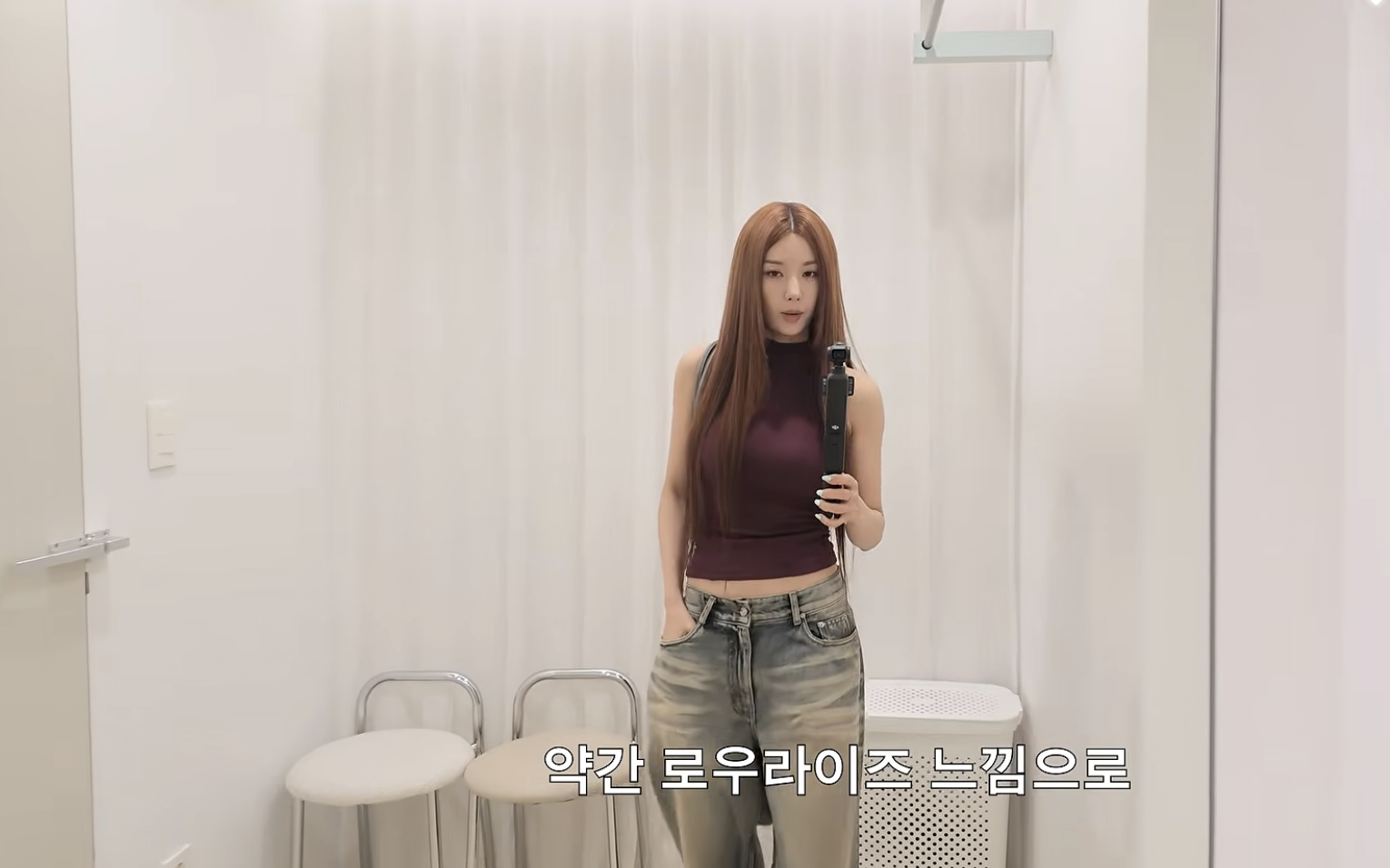 ‘워터밤 여신’ 권은비 “저 골반 조금 없어요”…뜻밖의 셀프 체형 평가