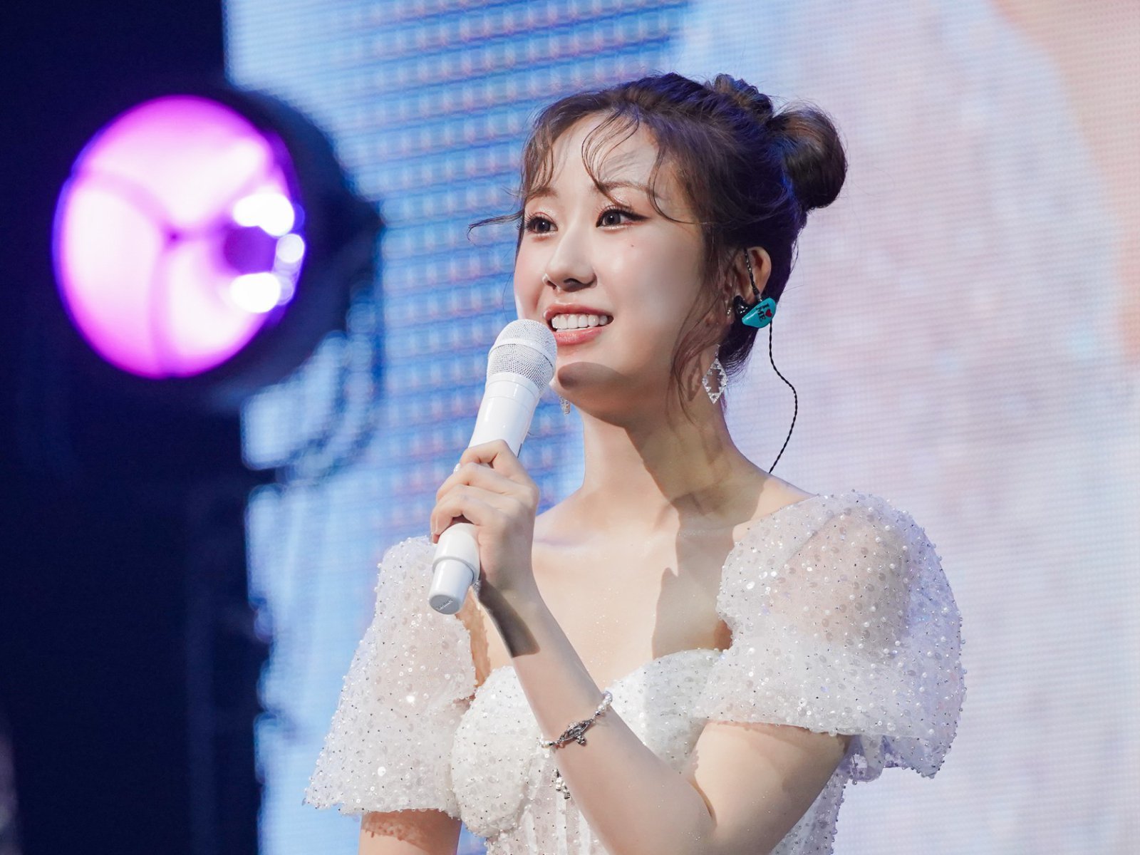 전유진, 팬 콘서트 비하인드 공개…“꿈 같은 시간 보냈다”