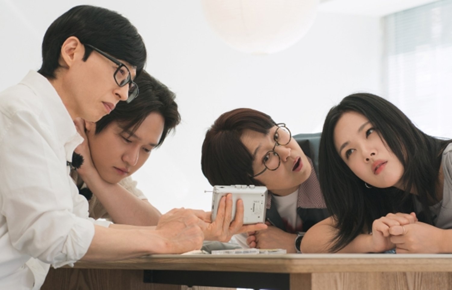 가짜쇼 찾기 또…유재석→비비 ‘식스센스’ 오늘 첫방