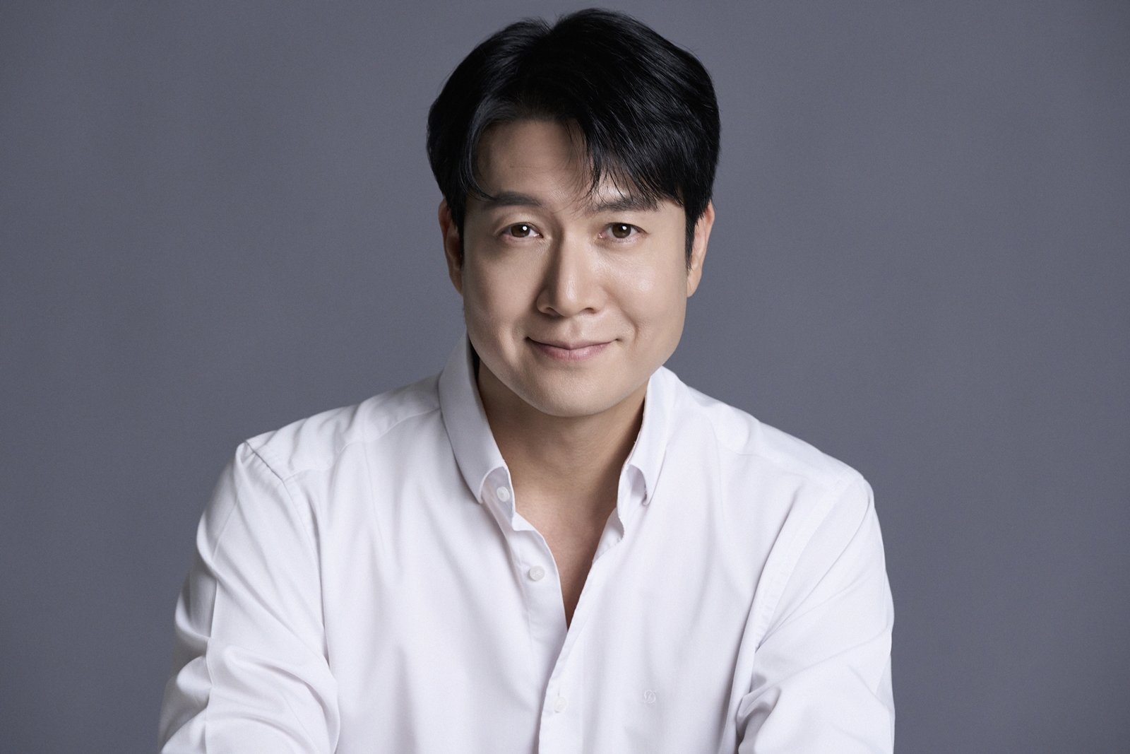 조현재 46세 안 믿기네…새 프로필 사진 독보적 분위기