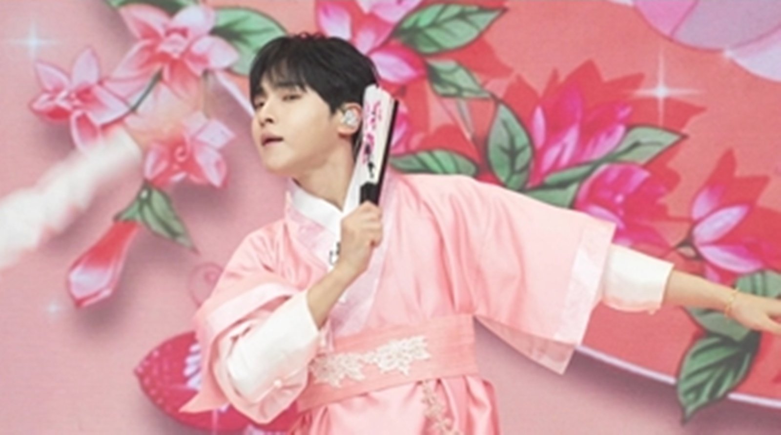 성리, 한복 입고 이몽룡 변신…부채 퍼포먼스로 여심 저격 (전설의 사내)
